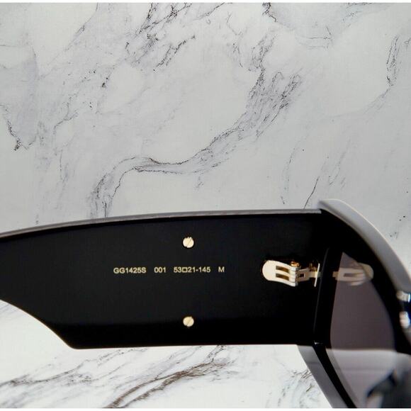 New Gucci Sunglasses - Picture 9 of 16